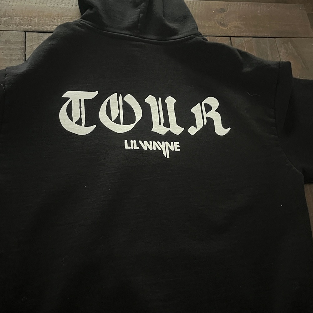 Lil Wayne Tha Carter 2024 Young Money Official Merch Hoodie - Picture 9 of 14